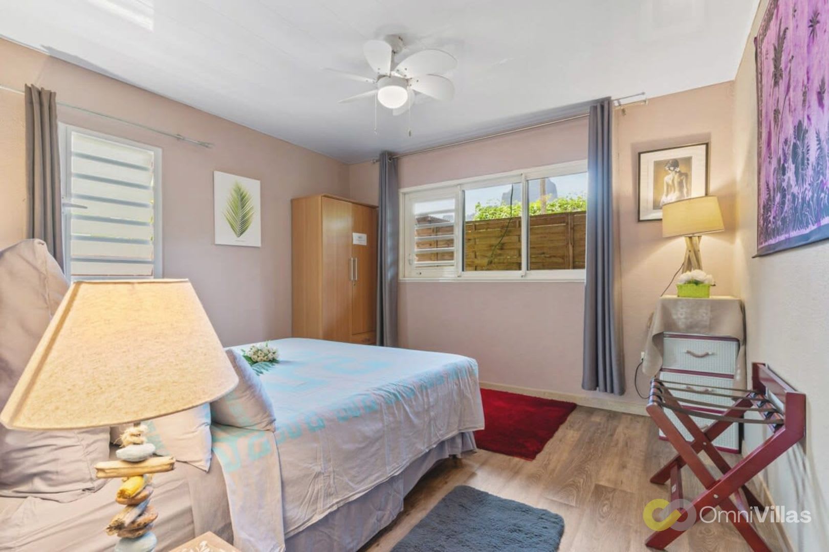 Chambre spacieuse aux tons doux